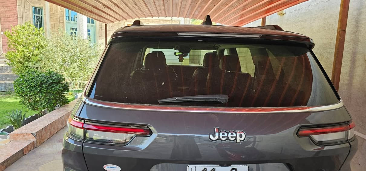 للبيع جيب 7 راكب كلين تايتل  
الموديل : 2023 . (وارد امريكي) 
المحرك : (3600)v6
العداد : .(42000)KM
رقم بغداد الجديد بأسمي تحويل ثاني يوم
صيانة كامله ماتحتاج اي مصروف 
* رادار امامي وخلفي مع مانع تصادم
* شاحن موبايل وايرلس
* شاشه الكبيره مع كامرة 
* نظام الخرائط (GPS)
* كير شفتات بالستيرن
* المصابيح الأمامية LED
*المصابيح الخلفيه LED
* المقعد الأمامي كهرباء
* مقاعدvip 
* حساسات خلفية
* بلوتوث تلفون
* محدد سرعة خروج عن المسار 

مكان السيارة: الرمادي  
السعر : 31.000 $

للاستفسار الاتصال ع الرقم : 
***********
وتس اب :
***********
