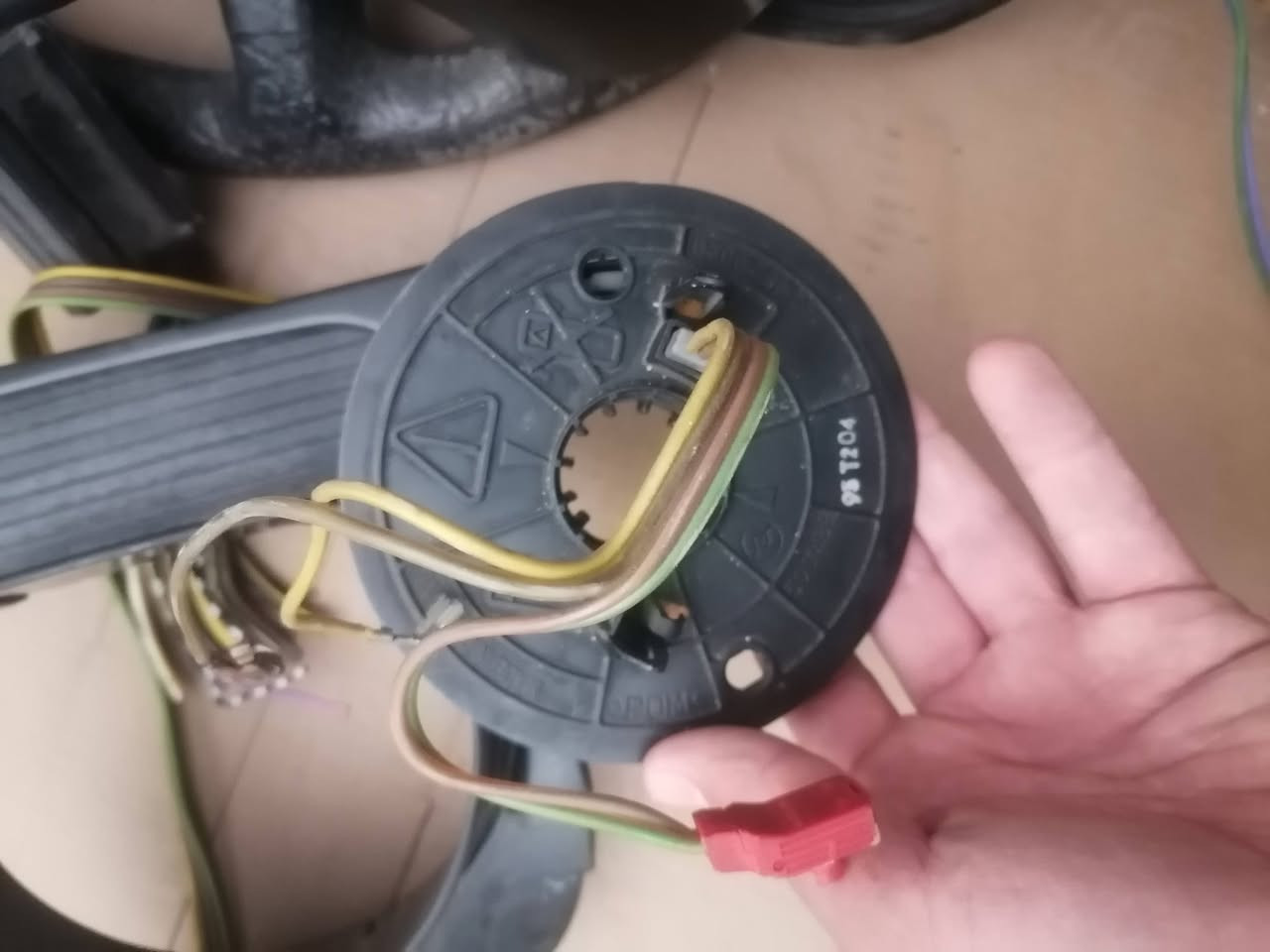 .
السلام عليكم عندي ستيرنات وارد
شبح 140
جامبو 126
كاملات الستيرن و الشريط و يدة الماسحات
و 3 مدافع
شبح 140 و ام عيون 210 
بغداد ***********
