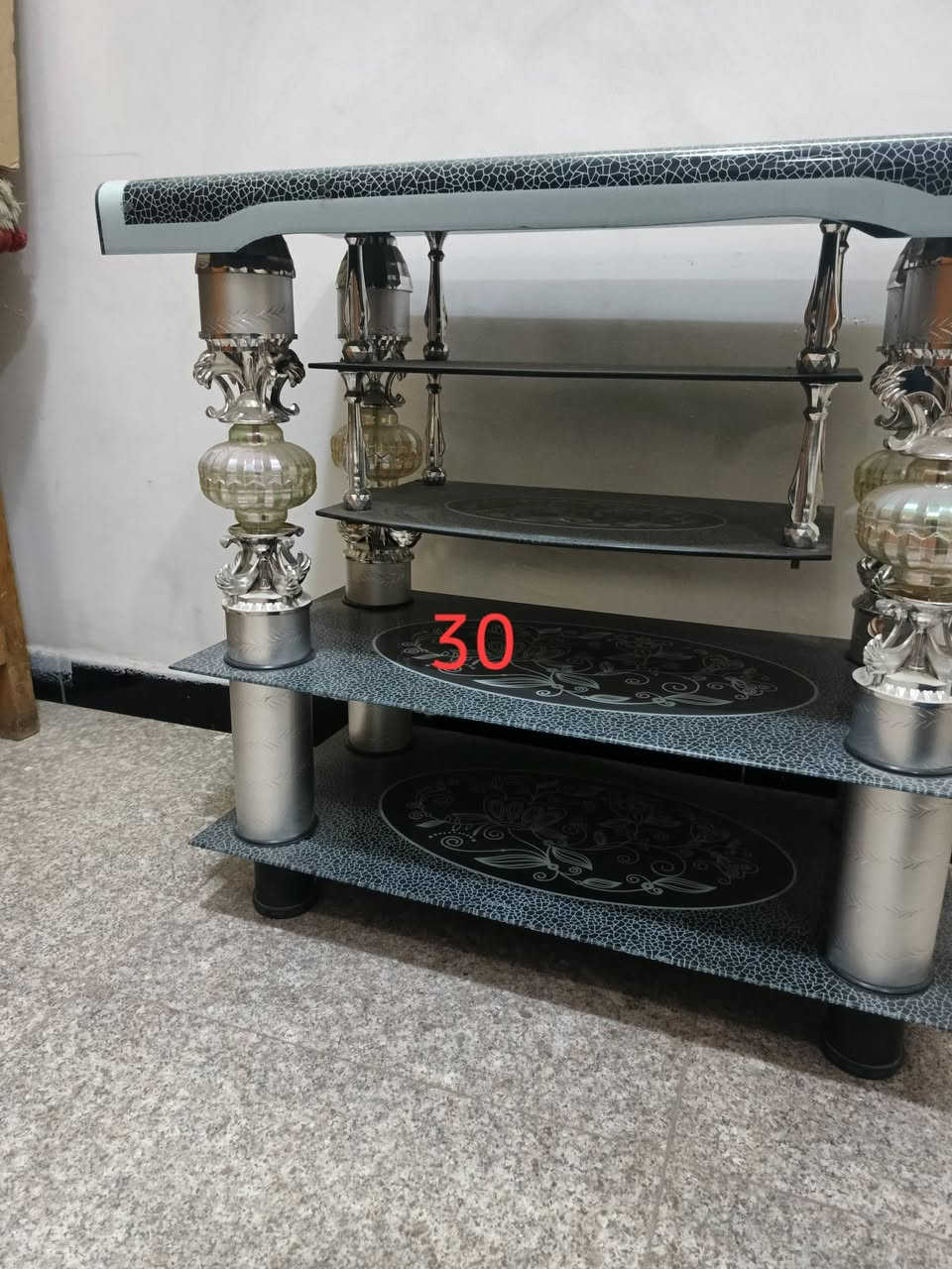 تواصل على الرقم ***********
