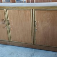 كنتور ٣باب • منضد ٢متر • حي العسكري