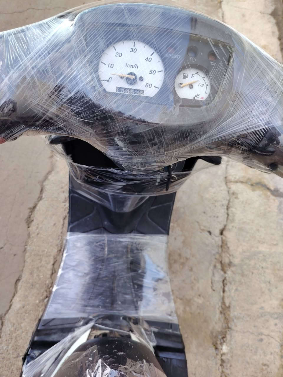 دراجه يمها نحله دراجه شرط كلها عل بلاد ونشاطه فول وكهربايات كلها شغاله دراجه كلش حلو ونضيف ومرتب ماشاءالله سعرها مال بيع ١٣٥ شراي خابروني
رقم تلفون ***********
