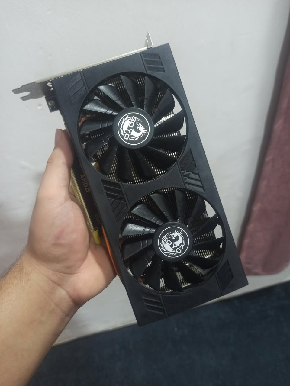 لسلام عليكم

💻 كرت شاشة :/

▫️ AMD RADEON® RX 580 8GB SOYO BLACK™ 
▫️ باكيتة غراضة موجودة كاملة لوك

💰 السعر: 95,000 دينار عراقي
📍 مكاني: بغداد - الأعظمية
🚚 التوصيل: بغداد (5 آلاف) | المحافظات (6 آلاف)
📞 رقمي: ***********
