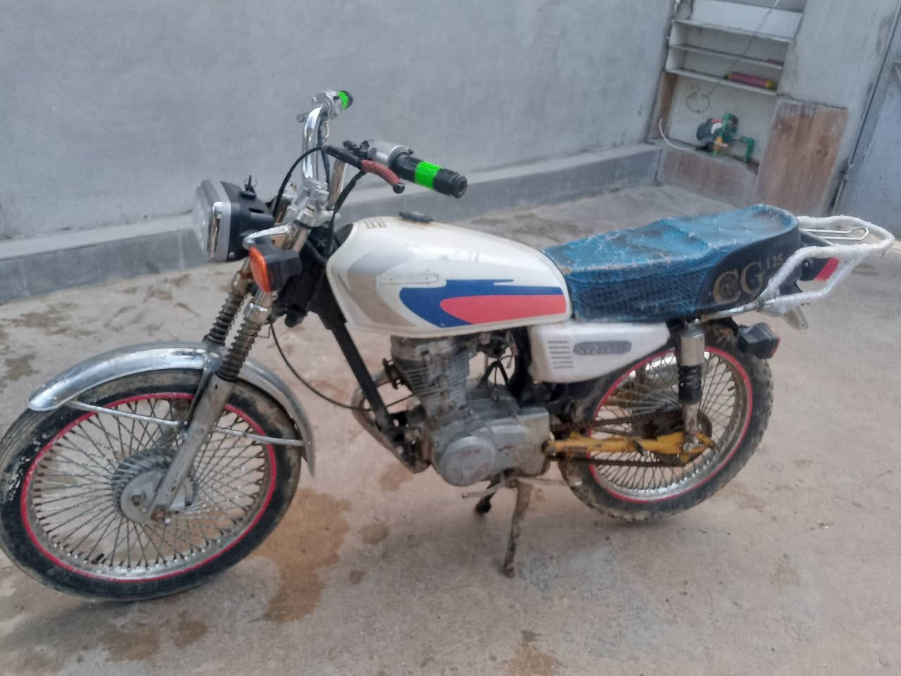 موطور شغال 5تسعات كلجات اليوم بدلت اشاير ورا وكدام شغالات بس دشلي خارط يصلح 5السعر 150وبي مجال حك جيه لا اكثر مو شراي لا تبعبني


**إذا كنت صاحب هذا الإعلان وتريد حذفه لأي سبب، رجاءا أرسل رسالة إلى الدعم الفني**