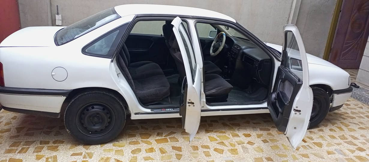 فكتراء حجم 18 اصلي توماتيك موديل 91 كير محرك شرط سياره وضع شركة بدون صبغ رقم ***********
