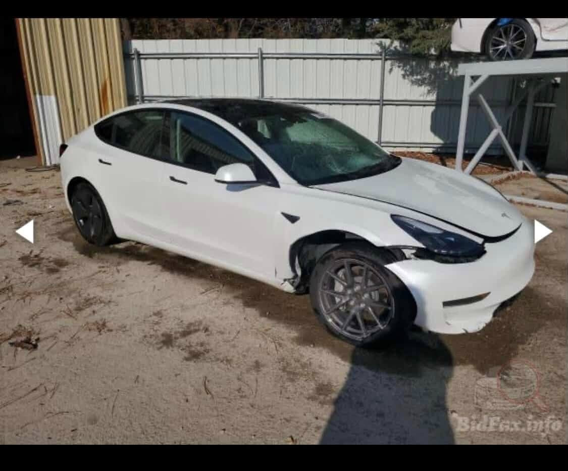 Tesla Model 3 
2023
ستاندر رينج تك بطارية(410 كيلو)
اون لاين اخر تحديث
لغة عربية
تحكم عن طريق الهاتف
صفر مسج 
دخول عن طريق الكارت  او عن طريق الموباايل
رادارت بكل جهة
كامرات بكل جهة
حادثها جداً بسيط (سحب كارت فقط)
رقمها سليمانية بأسمي

‭0770 014 3172‬

#ترند #تصميم_فيديوهات🎶🎤🎬 #العراق #تيسلا #سيارات
