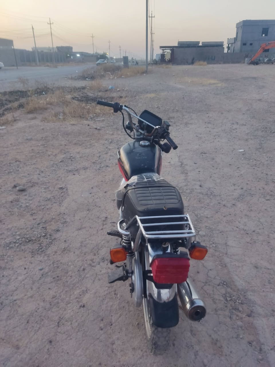 سلام عليكم سيفان موديل 20 محرك معمر مره وحده قبل يومين ماطور جاهز نشاط وايرمنيه شقاله سلف كامل سعر 425 الف رقم الهاتف ***********
