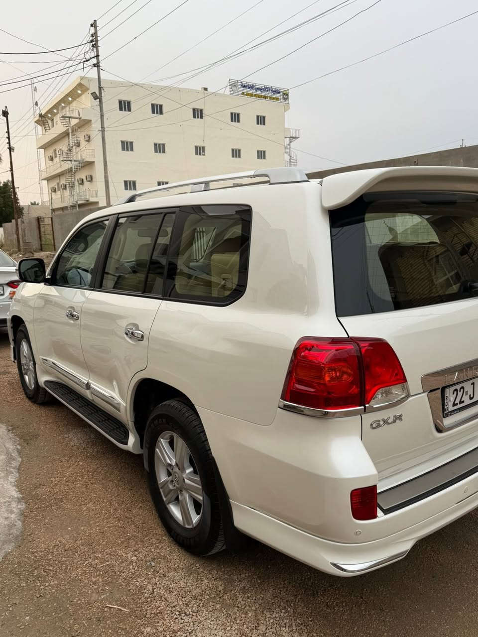 السلام عليكم ورحمة الله 
#_السعر 41000$ يعني410 خليتلكم السعر بالبداية😂
بيها مجال لطيبين وحك الجية 
لاندكروز 2015 اربيل
محرك V8 4700
ماشية 155 الف 
سيارة نضيفة جدا 
مكانها #الرمادي 
هـ/ ***********
