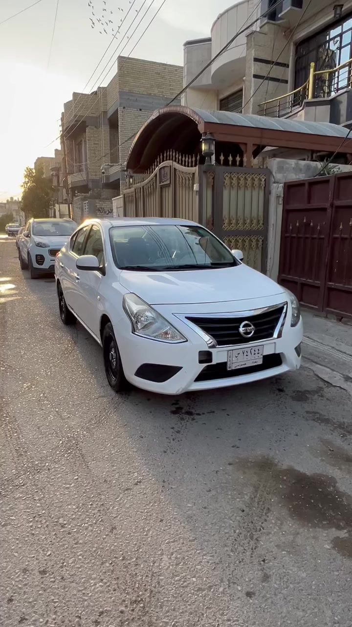 نيسان سني هندي موديل 2021
السيارة كفالة عامة على وضع الشركة 
كير مكينة كفالة 
قطرة صبغ مابيها حتى تكحيل ما اكحل
بيها شبر بارد فقططط وشخط بلباب الخلفي مال صدر واضح بلفديو شاشة وكامرة خلفية 
رقم بغداد ماشية 99 الف 
مطلوبة للمصرف سنة وتصير حرة راعيها موجود 
السعر 96
***********
