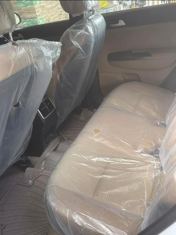 سبورتنج موديل ٢٠١٩
السيارة بيها صبغ اقل الشبر ب الباب الخلفي مال الصدر والباقي كفالة عامة 
GTline
بنوراما 
مري شفط 
جنطة كهرباء 
كشنات جلد 
كشنات تدفئة وتبريد 
حساسات امامية 
حساسات خلفية 
سبير جديد 
بصمة عدد 2️⃣ 

السعر 22,000 
للتواصل   ‭٠٧٨٧ ٦٩٩ ١١٠٩‬
