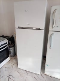 للبيع الاستفسار على هذا رقم 07855408882