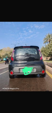 للبيع كية صول 2016وارد امريكي حادث كما في الصور ماشية 98ميل محرك 1.6GD...