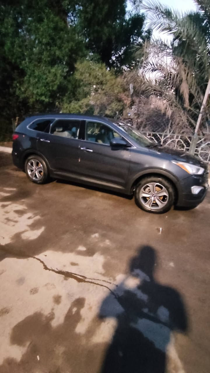 سنتافي كراند 15سته سلندر 7راكب ثلاث قطع تبريد كير مكينه خير من الله صدر أمامي خلفي  جديد سياره مابيه صبغ بس بارد مكاني بغداد الحريه السعر145قفل مال بيع متوازي رقم الهاتف ***********
