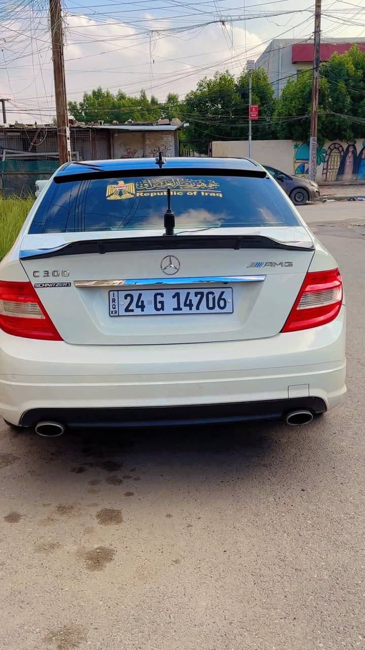 السلام عليكم حبيبي c300
موديل2010
بيها قطعتين فقط
مكينة 3000
تبريد
فتحة
تحكمات ستيرن
كشنات جلد كهرباء
كروس سرعة
منضومة لايتات وبلوجترات زينون
شاشة
كامرة دوارة 
سستم صوت بلادي
سبايدر وشفقة كاربون فابر
سيارة خير من الله تحويل او وكالة شوكت ماتحب عنوان السيارة بغداد غزاليةالبيع او المراوس السعر 133$الاتصال***********
