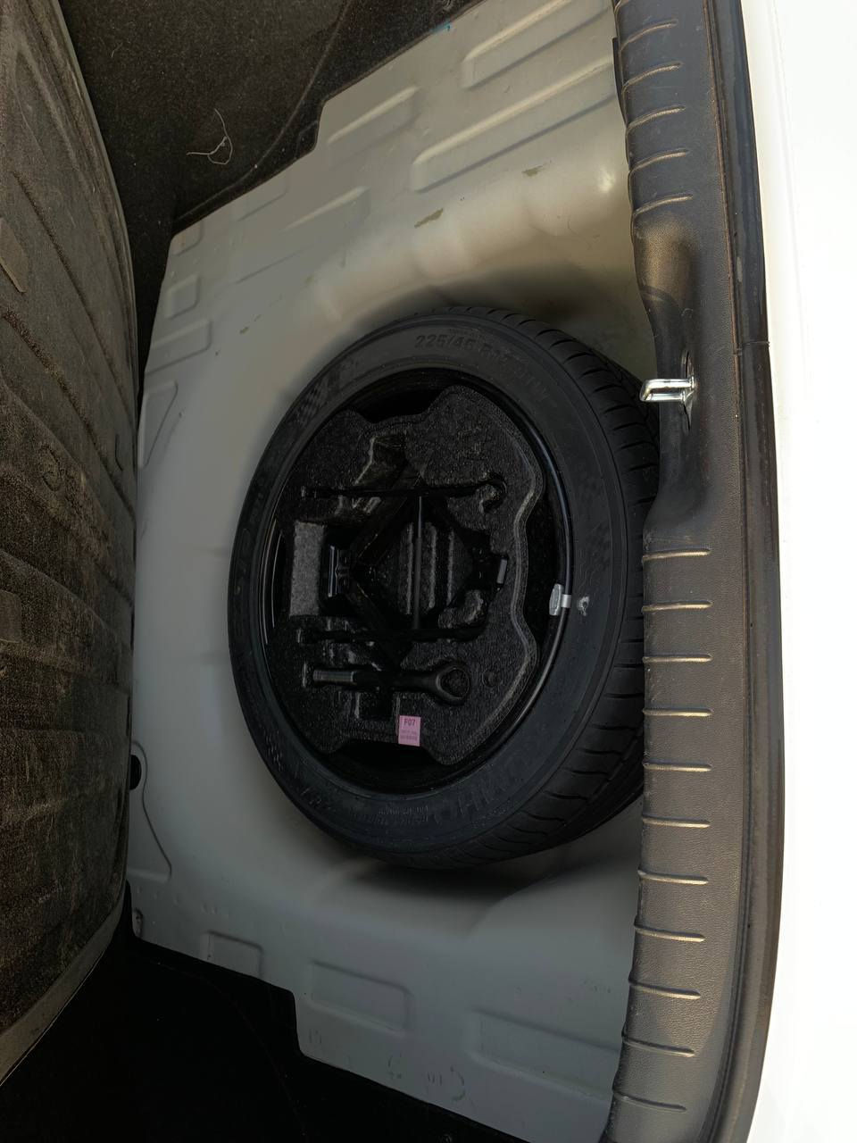 السياره مطلوبة استقطاع مباشر باقيله سنه و١١ شهر باسم دكتوره
وكاله ثاني يوم سويلك بدون أي شي تأخذ منك 

الانترا موديل 2023 

مكينه 1600

مواصفات فول واحد ع واحد 

كفاله عامه مطلقا 

رقم بغداد 

مكاني كربلاء حي الغدير 

للاستفسار, *********** 

*********** 
السعر 158 وبيه مجال بسيط
