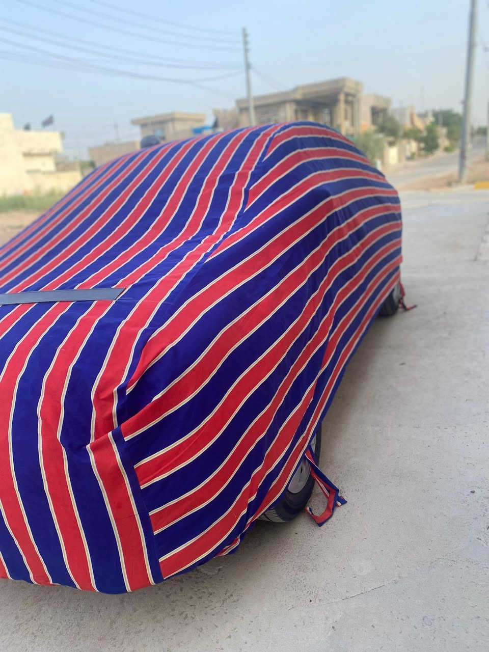 جادر تفصال من عمالنا لاستيك امامي خلفي عريض مع قفل على وياله مع علامه على بونيد يرهم على اوبترا-BYD-سني-افيو-اكسنت-شيري- سعر 25 مكاني خانقين *********** 
ملاحظة لايوجد توصيل
