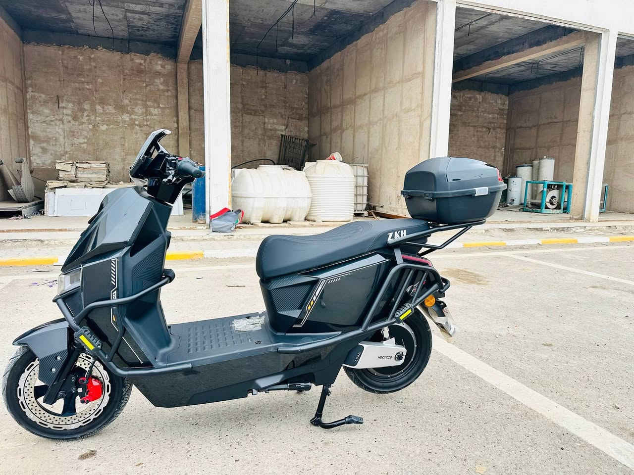 السلام عليكم دراجة شحن LIMA
ملف 2000 واط وبطاريه 38 اميبر 6 بطاريات مسطره 
ودرع حماية 360 الدراجه كامله ونظام بك و3 سرعات 
وبصمه وسويج عدد 2 سرعته 80 وماشيه 615 العنوان بغداد ناحية الوحدة قرب بسماية


**إذا كنت صاحب هذا الإعلان وتريد حذفه لأي سبب، رجاءا أرسل رسالة إلى الدعم الفني**