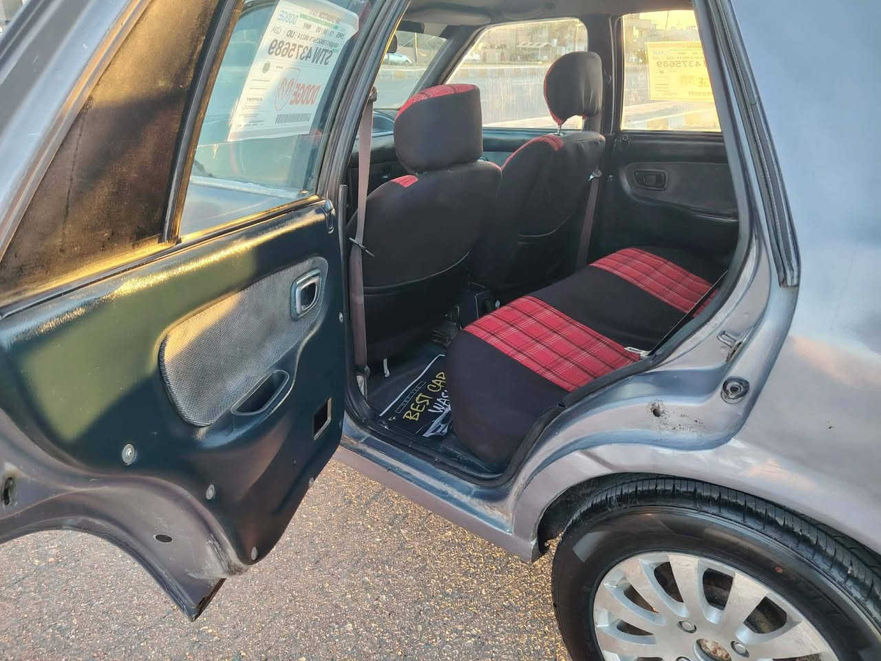 للبيع سياره جاهزه وحلوه صبغ عام السعر 25 ورقه وبي مجال الرقم/*********** /***********
