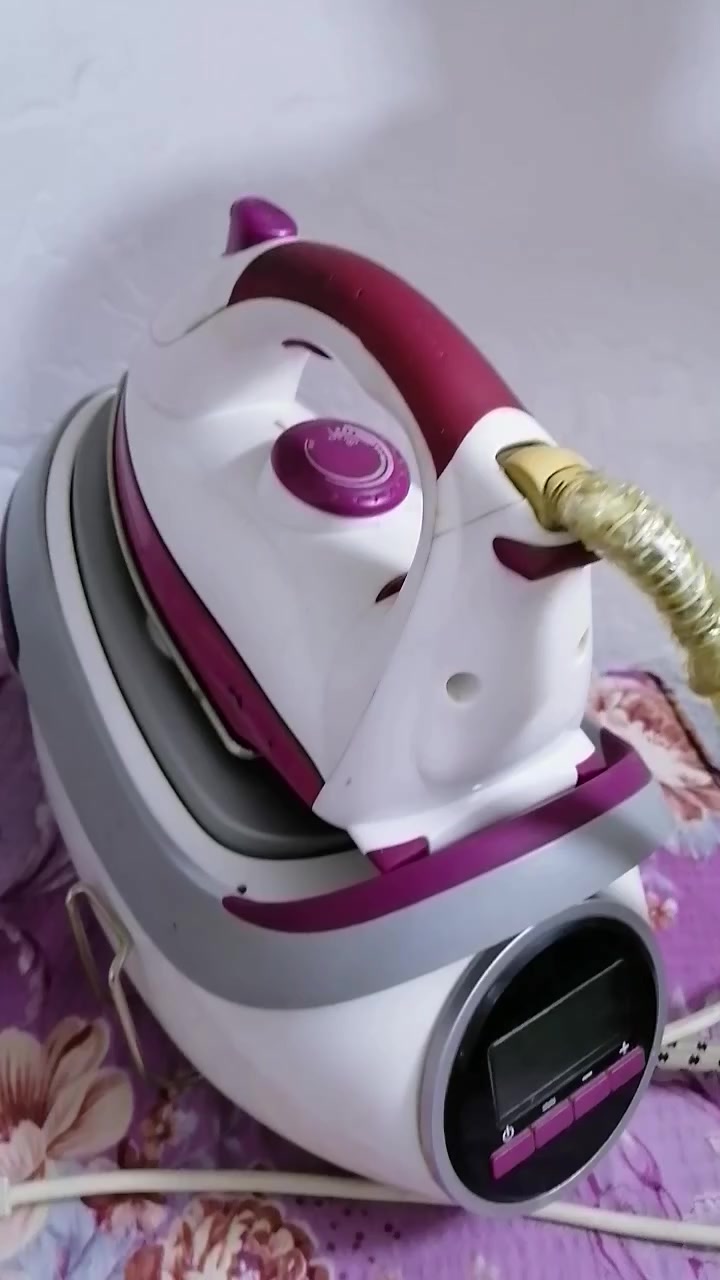 السلام عليكم أغراض للبيع
مجمدة عمودية مال كويت بالة شغالة فول شبكة خارجية السعر 225وبيهه مجال 
نورفة (أوتي بخاري) شغال ماركة أوربي السعر 100
مثرامة كاملة وشغالة الماني السعر 45


**إذا كنت صاحب هذا الإعلان وتريد حذفه لأي سبب، رجاءا أرسل رسالة إلى الدعم الفني**