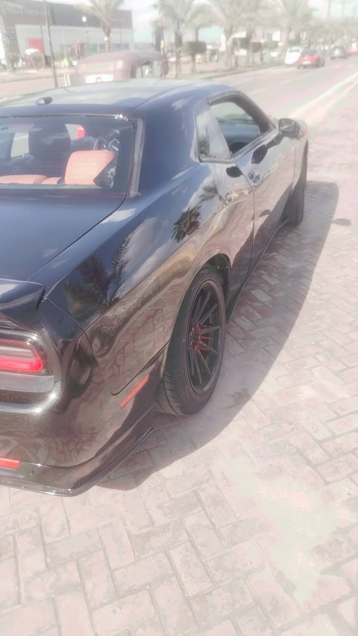 اسلام عليكم شباب دوج جالنجر موديل 2016 خليجي أربيل للبيع فول مواصفات ماعدا الفتحه السيارة مصبوغه عام لون متغير ينطيك سبعه الأوان بيهه حادث بجم اوبيهه كص السيارة السيارة جاهزه منكلشي متصرف عليها الف شاشه جبيره غرفه حمراء شفتات استيرن رادارات دشبول اخياط تخم تاير جديد صدر أمامي خلفي جديد مكينه اوكير مكفولات مكينه هيمي 8 سلندر السعر دفتر أو عشره يعني 110 ورقة مكان السيارة بغداد مدينت الصدر بيع فقط


**إذا كنت صاحب هذا الإعلان وتريد حذفه لأي سبب، رجاءا أرسل رسالة إلى الدعم الفني**