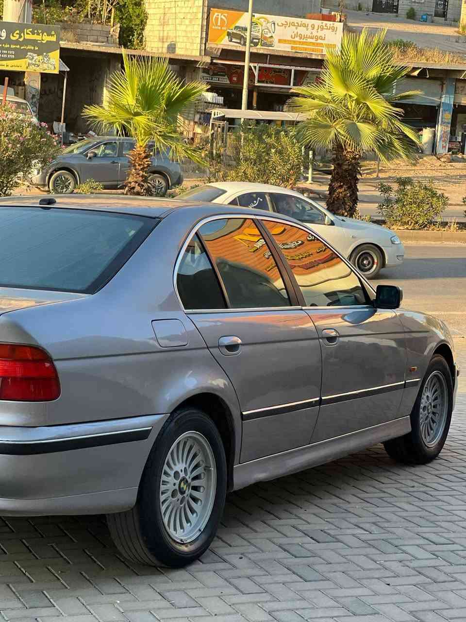 بیئێم سەقەر 2000 تەبرید سارد گەرم بەشەرت 525 گێڕ عادی دەبڵ دیجی تاڵ لۆک لۆکە سەیارەکە بێ دەعمو لێ دراوە دەعامی بۆ دەعامی بەشەرت سەیارەکە هی خۆمانە بێ مەسرەفە لە قوەتیشا 540 بەقەوەتە گۆڕینۆش دەکەم بەشتیک بەدڵم بێیت *********** 
سعرەکەشی 44 گەڵاو مەجالێ کەم
سەیارەکە بێ ئاڕمە السليمانية, العراق

