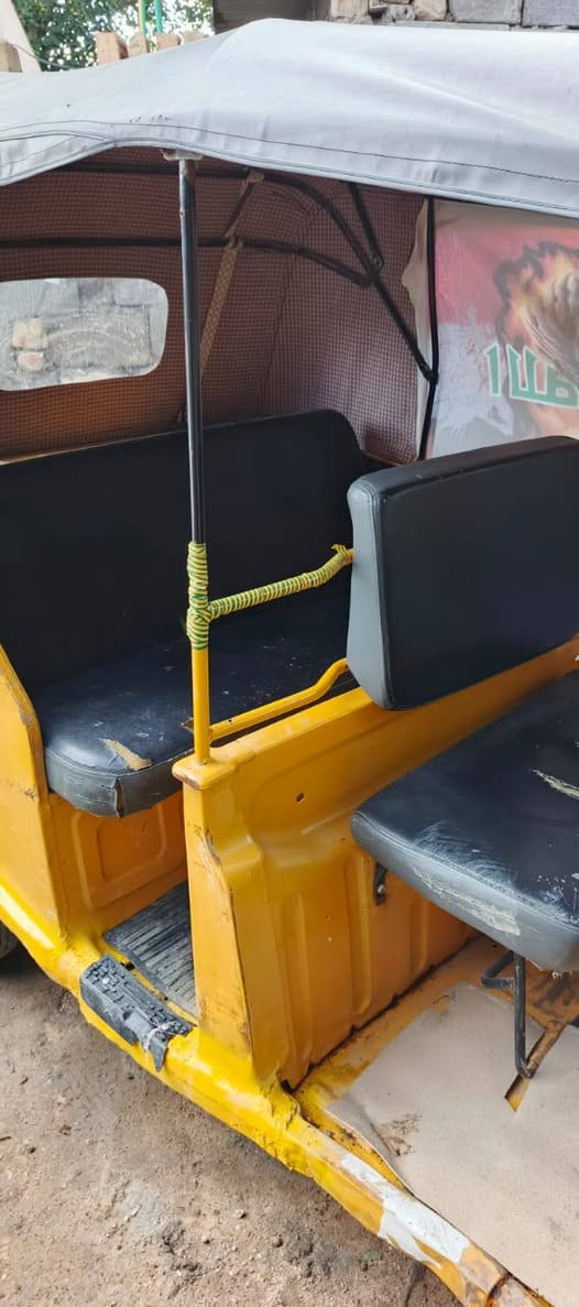 السلام عليكم تكتك 2020 المكان بغداد الشعب التكتي خير من يم الله تخم تاير بس عدا الطخه اللي بلغت مالها ام الضحى كفاله عامه ***********
