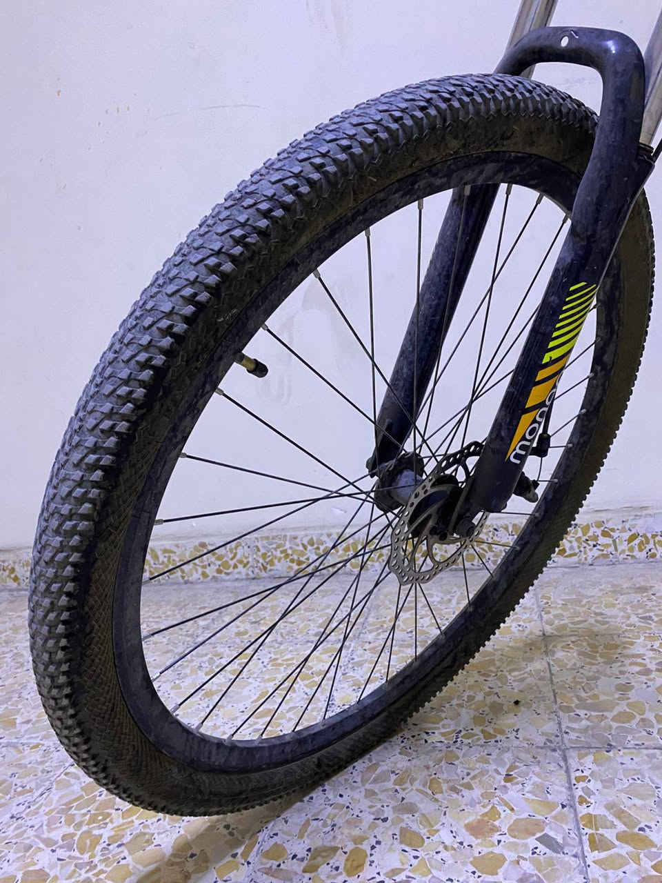 سلام عليكم بيع فقط مستعجل
بايسكل جبلي للبيع ( حجم 29 ) اكبر حجم نظافته💯

مميزات : نضيف كلشي ما بي
ل كيوره مالته شغالات 100%
العقرب مالته شغال
تايرات جدد .
بريكات جدد شغالات
سعر : 135 و بي مجال للطيبين 💯
اخوان اشتريته جديد ب280 الف للعلم
تواصل  ماسنجر  او رقمي بي واتساب ***********
مكاني بغداد العامريه
