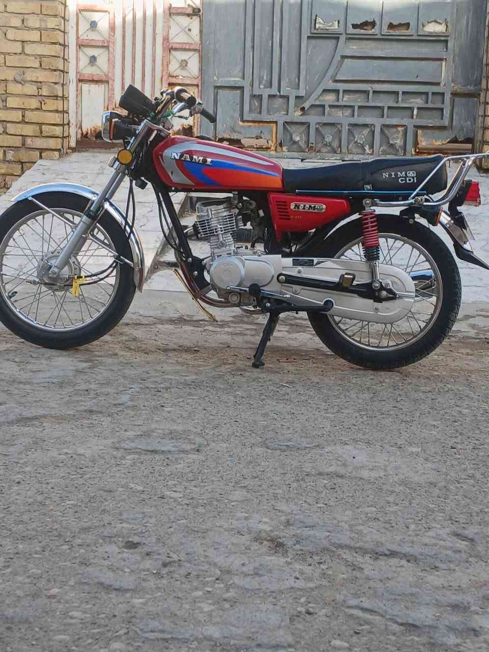 سلام عليكم شباب دراجه البيع بس وصل دراجه شوفت عينك جديده وحله من صوره مكفوله طول لطول اي ستفسار  هاذ رقمي ***********
