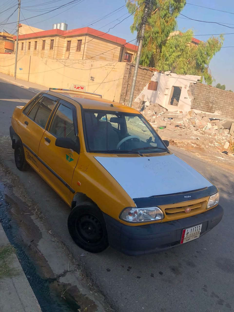 للبيع ٢٠١٠
صبغ حزام بدون ضرر مشروع وطني 
سياره جاهزه مكاني موصل سعر ٢٥ وبيها مجال
*********** واتساب
