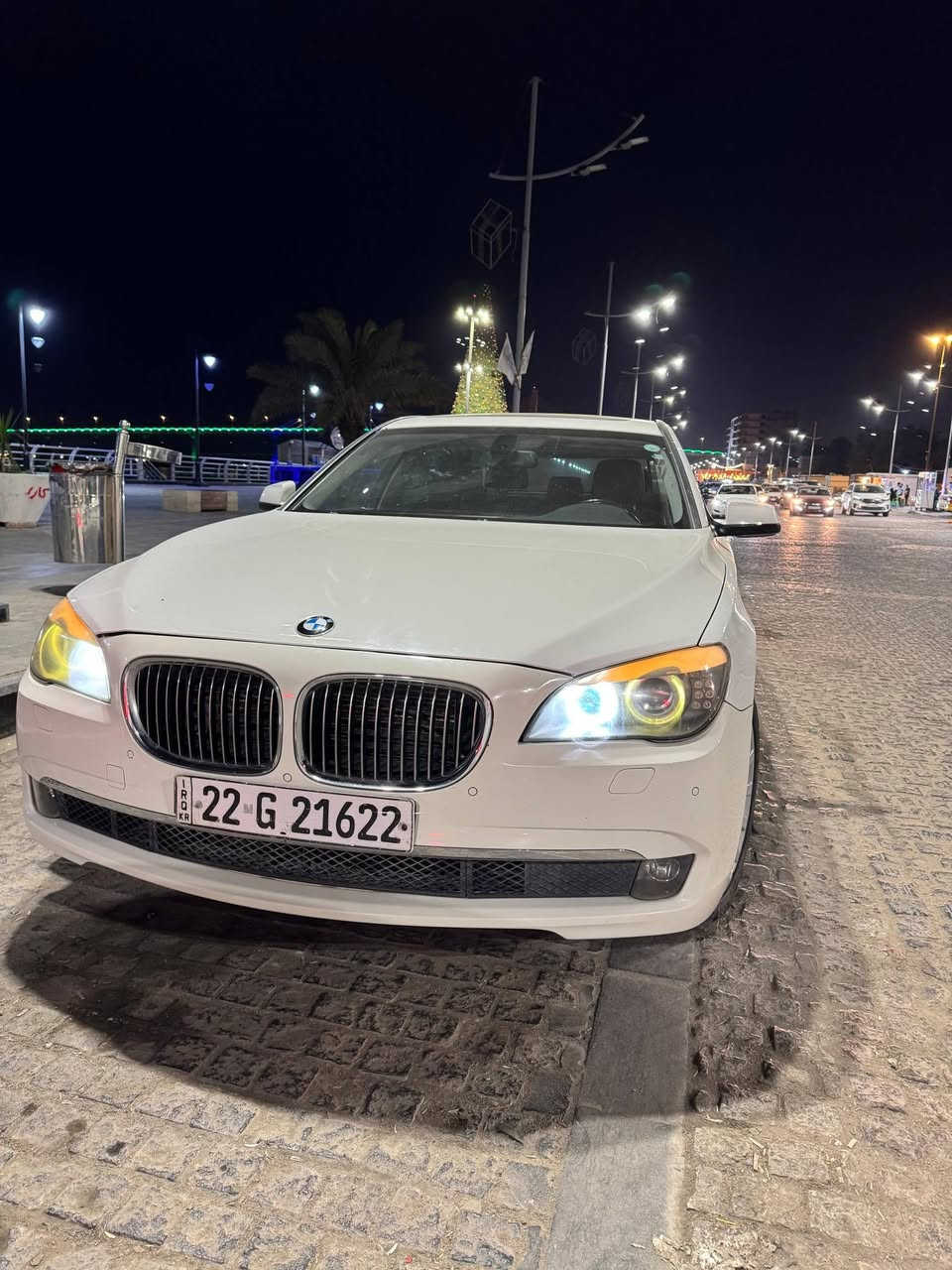 للبيع 730li f02 بسعر 185 
رقم اربيل بسمي.
مواصفاته 
خمس كاميرات.. بلوتوث.. اوكس.. لايت عدسات . حساسات.. ابواب شفط .. خمس بردات .. خزن كشنات
نص قطع صبغ وبارد قليل 
موجودة بالبصرة ***********
