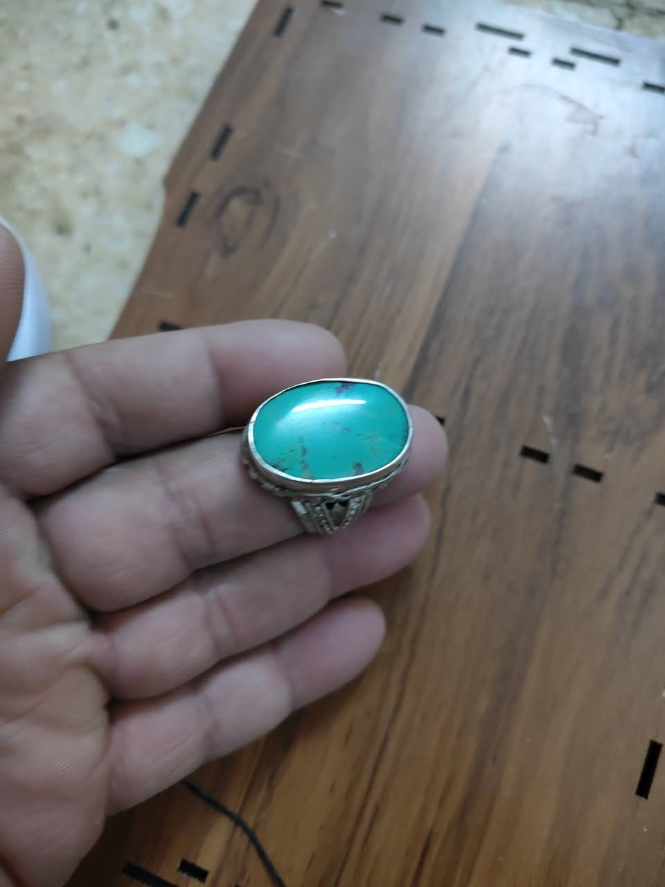 مرحبا محبس فيروزي فضه عراقي صياغه سعره 100الف معه توصيل مجاني ***********
