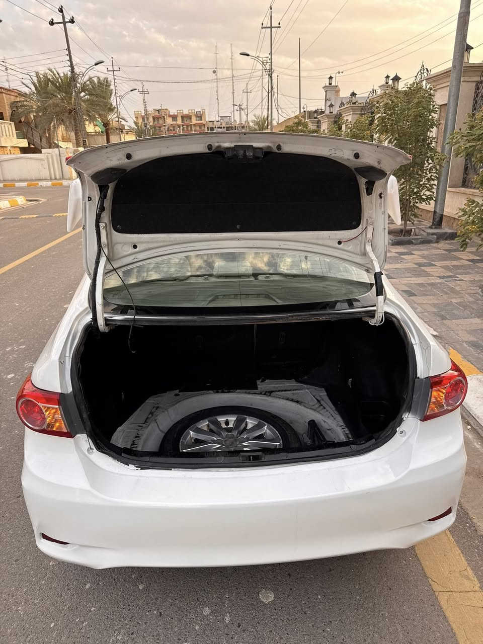 شبابنا الطيبين افتح الفيديو حتى تعرف كل تفاصيل السياره لانو أنتوا أصحاب طريق بعيد والنجاة في الصدق 
كورلا خليجي أعلى فئة 2008 فووول مواصفات تحكمات ستيرن تبريد بيانو سلايد روف اشاير بالجاملغ بجمها كبس شركه حدثتها 2013 أمام وخلف جمالية بيها طخه بالجاملغ الأمامي الأيمن ومبدل حتى مايصير بيه معجون ونصبغت حزام بسبب صفار اللون وشخوط وجمالية 
تبريد جديد تخم تاير ادامه كامله بلكات نورلات فيت بم كلها جديد سياره كولش نظيفه بالعافيه على الي ياخذها 
مكانها الفلوجة 

السعر  113

***********
***********
***********
