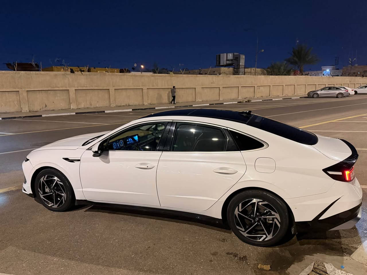 السلام عليكم للبيع سوناتا خليجي 2024
        فول موصفات للاخير 
        وارد خليجي مكينة 2.5   
       السياره نضيفه جدا بعدها بحاله وكاله 
       رقم بصره باسمي تحويل ثاني يوم
  ماشية : 45km
      :الموصفات /               
                                       بنزين ⛽️ 
      • بانوراما
 • إنارة Full LED
 • انارة دخليه
 • كاميرا
 • حساسات أمامي + خلفي
 • دخول ذكي + تشغيل بصمة + تشغيل عن بعد
 • مرايا كهربائية قابلة للطي
 • بصمتين 
 • مقاعد جلد كهربائية 
 • لد امامي + خلفي
 • شاشتين 12.3 إنج
 • نظام صوت Bose
 • ستارة خلفية 
 • شاحن لاسلكي
 • تكييف أوتو ثنائي
 • كير إلكتروني تعليك
 • رادار + مانع تصادم
 • مثبت سرعة ذكي
 • نقطة عمياء + تحذير خلفي
 • 6 وسائد هوائية
السعر 224وبيها مجال 
البصره القديمه
📞 *********** البصرة, العراق
