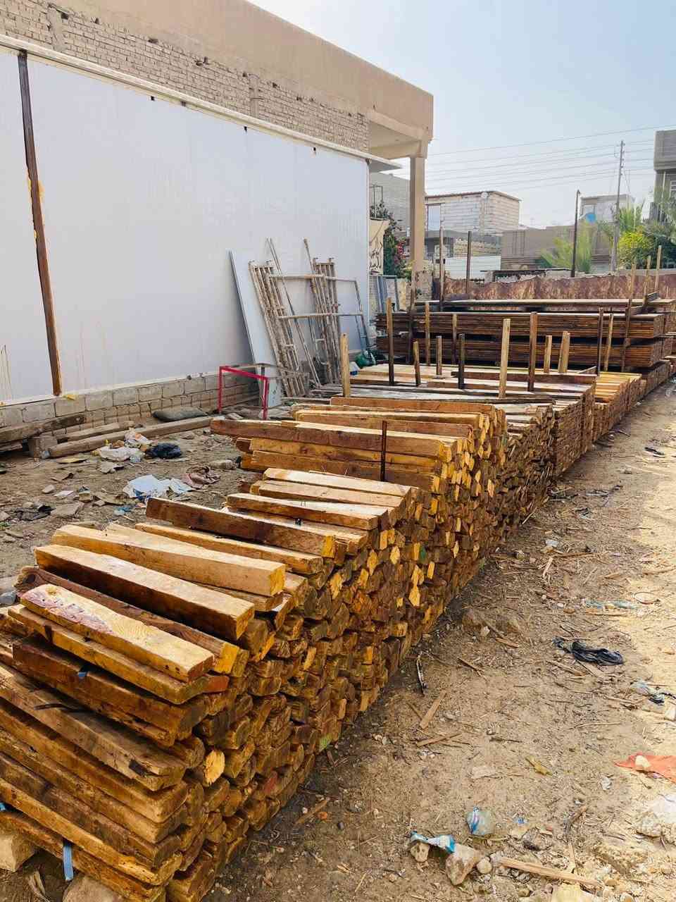 قوالب 2 للبيع واحد 8 ونص وثاني 8 مكعبات/***********
