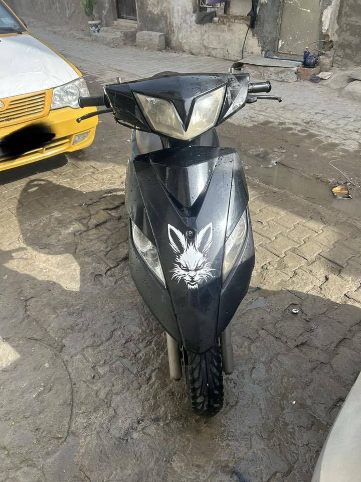 السلام عليكم ثعلب للبيع الدراجه شغاله سلف هندر كهربائيات كلها شغاله الدراجه فقط بيها ملاحضات بسيطه بل كفرات و الدشبول عطل فقط الدراجه خير من الله سعرها 500و بيها مجال مكاني الحريه و متواجد واتساب ***********
