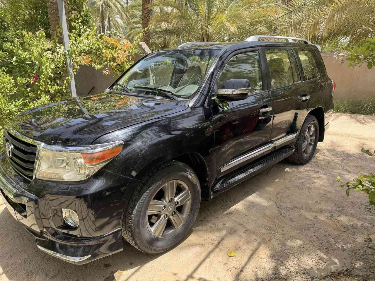 يالله السلام عليكم اخوان لاندكروز بريم موديل ١٣فول موصفات ٦سلندر ماشيه ١٢٠حقيقي كفاله عامه برغي مامفتوح بيها ع وضع شركه مايحتاج اكتب موصفات رقم بغداد دولي بسمي تحويل مباشر السعر ٣٤٠ورقه وبيها مجال المكان كربلاء الحسينيه للستفسار اتصال فقط ***********
