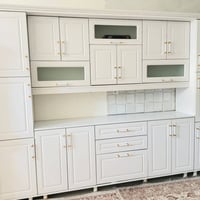 من رخصة الادمن  كاونترين للبيع جديدات نضافه 100‎%‎ استعمال كلش بسيط فص...