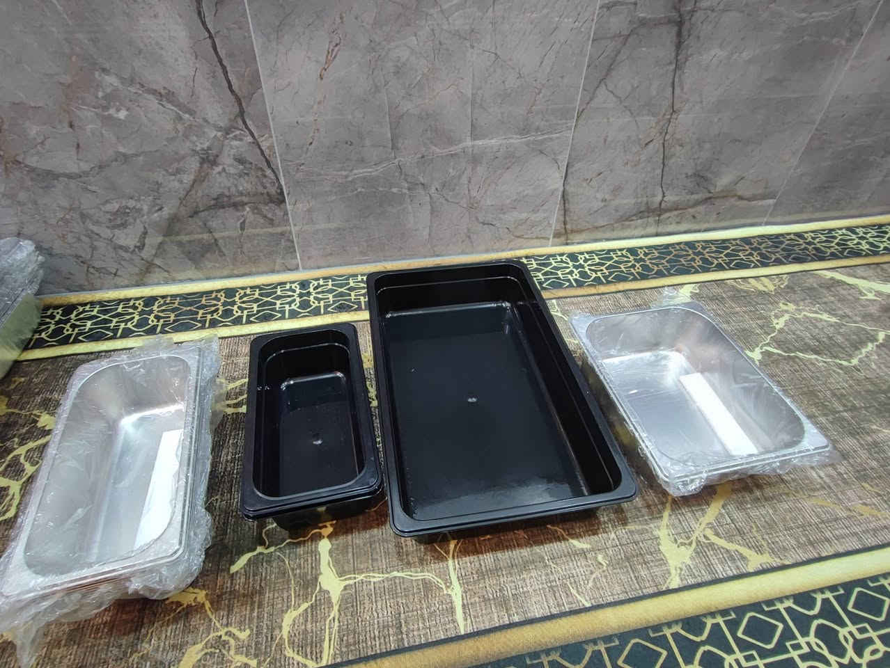 بلانكوت للبيع استعمال اسبوع فقط وبعضها جديده 
للبيع ***********
