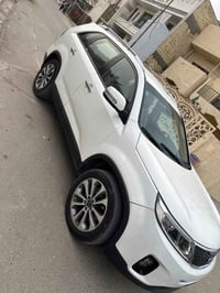 سورنتو ٢٠١٤ • ٢٤٠٠ • ٧ راكب