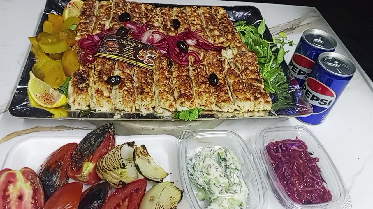 اللهم صل على محمد وال محمد
العروض مستمرة مشاوي الزبيدي 

صينيه كباب لحم  مع ببسي مقبلات20 شيش/ 12 الف 
صينيه كباب الدجاج مع ببسي مقبلات20 شيش /12
 الف 
صينيه اجنحه ذبح دجاج مع المقبلات /12 الف
 صينيه تكه دجاج مع المقبلات مع الببسي/12 الف 
صينيه معلاك مع المقبلات مع الببسي / 20 الف
صينيه دجاج ذبح مع المقبلات /12 الف

العنوان الاربع تالاف قرب صياغه سيد صفاء /*********** واتساب
(توصيل الف دينار داخل المنطقه)
