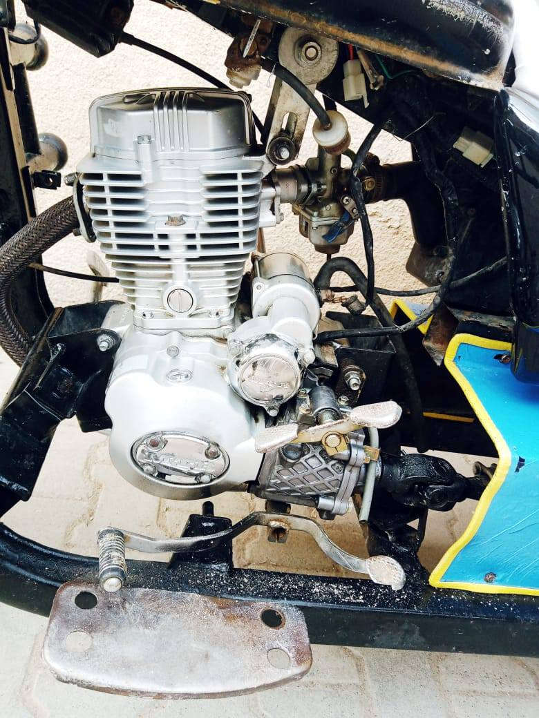 ستوت اوراق مديل ١٣ جنائي سعره مليون ٦٠٠ وبيه مجال***********
