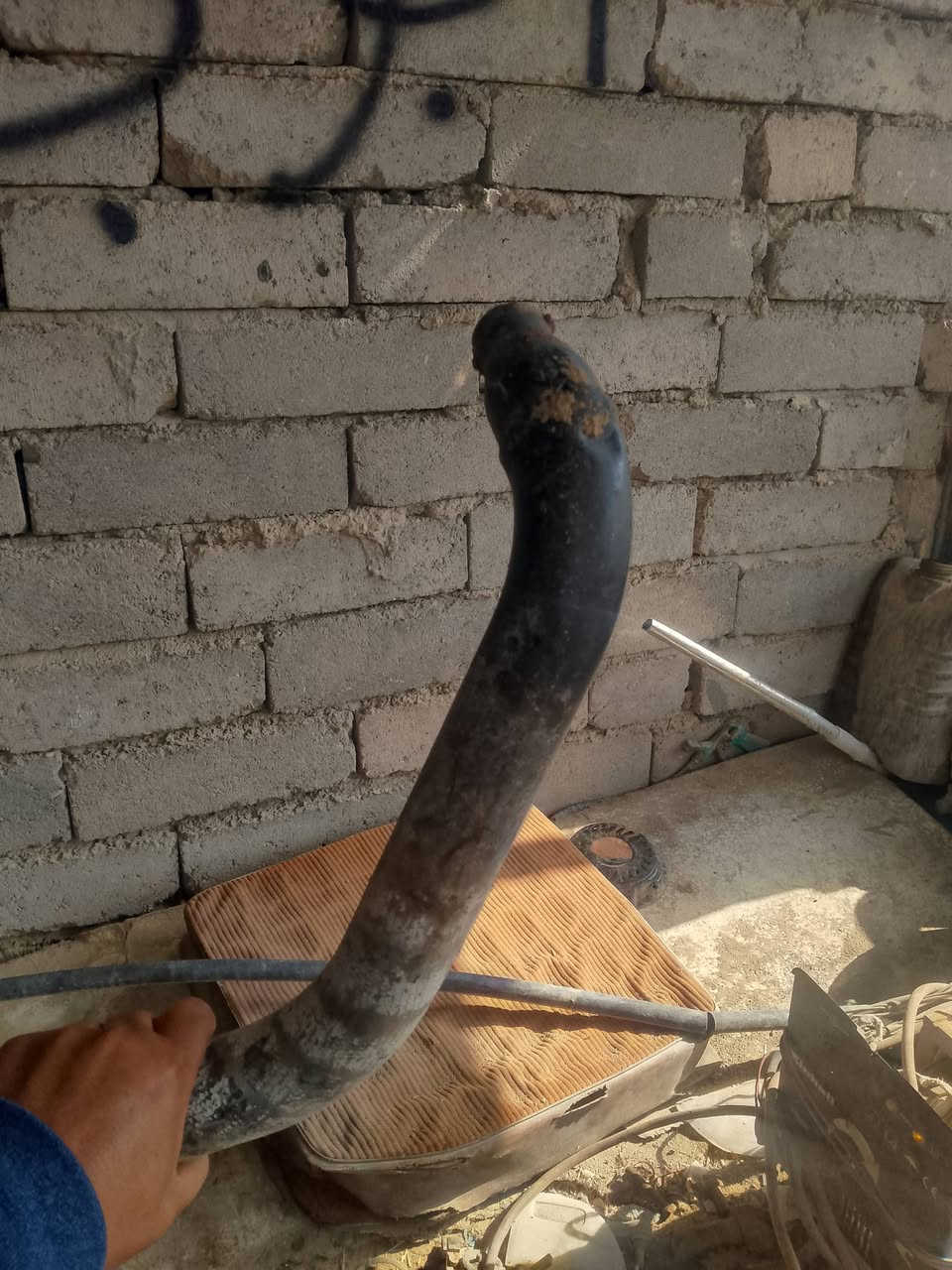 غراض ستد للبيع بسعار جدا رخاص مال جناي الله شاهد اسعار بلاش
التاير جديد ما مستعمل 50الف 
راديتر 25الف 
شيال مال الرقم 10الف 
كزوزات رياضي 45الف 
محرك شرط شغل 150الف 
بك لايت بلادي 15الف 
دبلات مدة كامل هيه وصدر مالهة 75الف 
وصفاجيات مزلغات هذن ب10الف 
وفيت بم 20الف شرط شغل 
وني بخدمتكم 
***********
