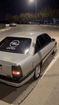 ئۆپل ئۆمیگا مۆدێل 1991 مەکینە 20 گیر ئۆتۆماتیک رەقەم سلێمانی رەقەم باریک سەنەوی تا 2028 تازەیە دەعمو لێدراوی نیە پێشوودووای کەپسە گێڕو مەکینەی بەشەرت تەقەو رەقەی بەشەرت تەحویل خرامە براوە بەشەرت سعری 44گەلاو کەمێ معامەلە شوێن سلێمانی.. ***********
