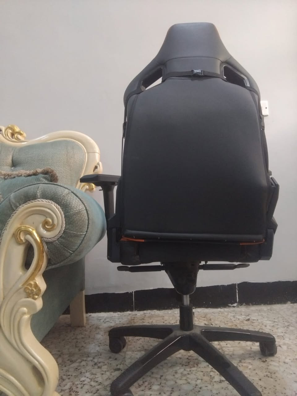 170000 الف  بحالة جيدة مابي اي خلل مكاني بغداد البلديات


**إذا كنت صاحب هذا الإعلان وتريد حذفه لأي سبب، رجاءا أرسل رسالة إلى الدعم الفني**