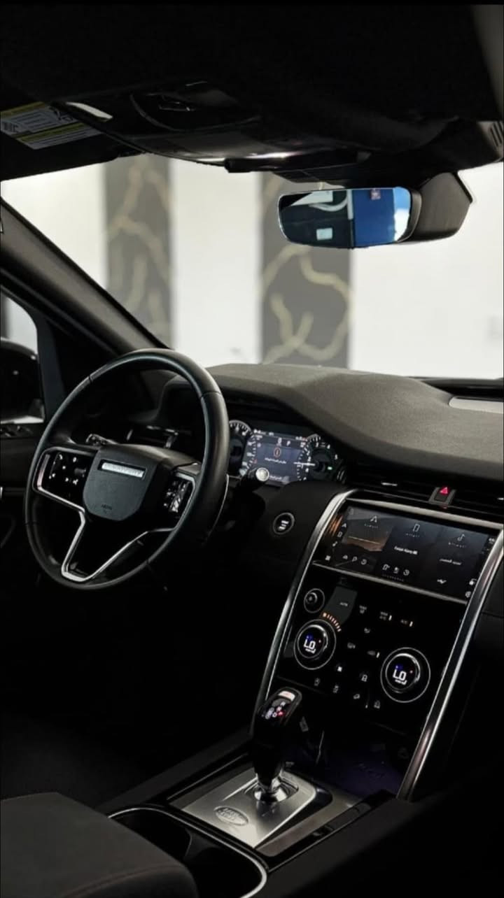 شركة أرض السلطان لتجارة السيارات 🚗

رانج روفر ديسكفري – موديل 2023

المواصفات:
موديل: 2023
محرك 6 سلندر سعة 3.0 لتر
ناقل حركة أوتوماتيك
شاشة وسطية كبيرة + كاميرا خلفية
حساسات أمامية + حساسات خلفية
رادار خلفي + جانبي + تنبيه بالنقطة العمياء
مقاعد كهربائية مريحة
إنارة أمامية وخلفية LED

السعر: مناسب جداً جداً💰
للتواصل📞:0774,083,5484
