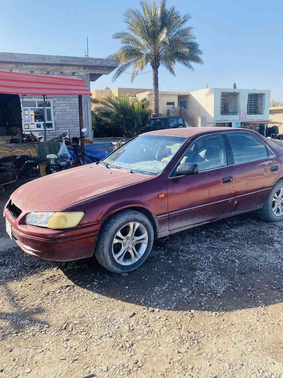 السلام عليكم كامري موديل 2000 للبيع
ادوات ( حبل ) محرك وكير شرط محرك 6 سلندر 

صدر امامي خلفي زين 

بيها مشط الستيرن تعبان الكشر شوف العين 

وصور الدواخل موجودة بالمنشور 

السعر 33 وبيها مجال بسيط مكاني صلاح الدين قضاء العلم 

للاستفسار *********** اتصل
