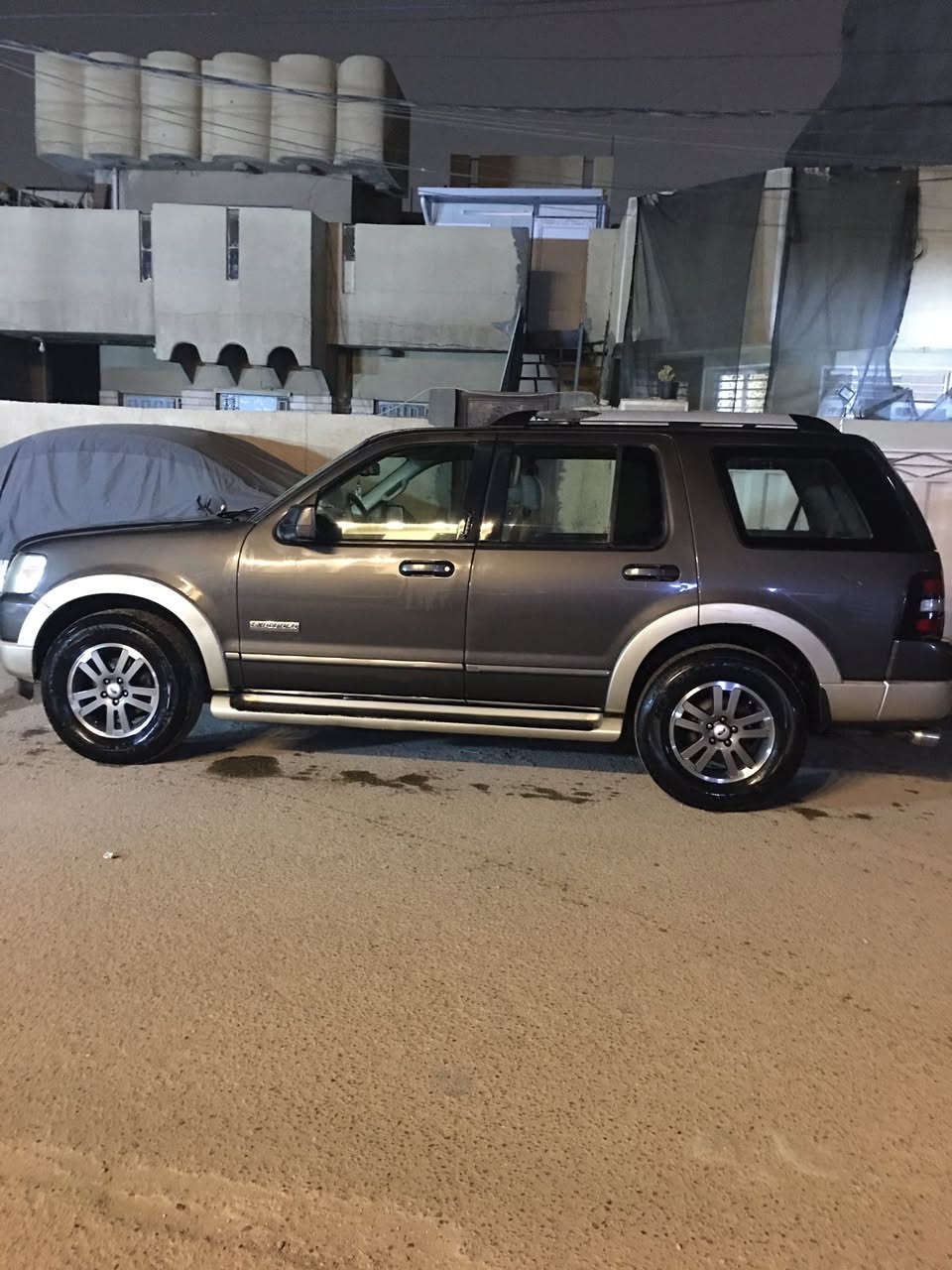 السلام عليكم فورت موديل 2007السياره جاهزه تبريد ثلج تخم تاير مكينه وكير خير من الله صدر جديد السعر 90 الرقم ***********
