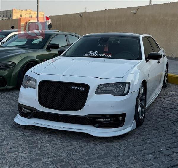 السلام عليكم اوباما كلايزر c300 المديل ٢٠١٦ فول مواصفات 1.1منضومه جكات s2 برده خلفيه رادار امامي حساسات امامي خلفي دركه SRT شوته رياضي 📞***********   🏎️3.6
