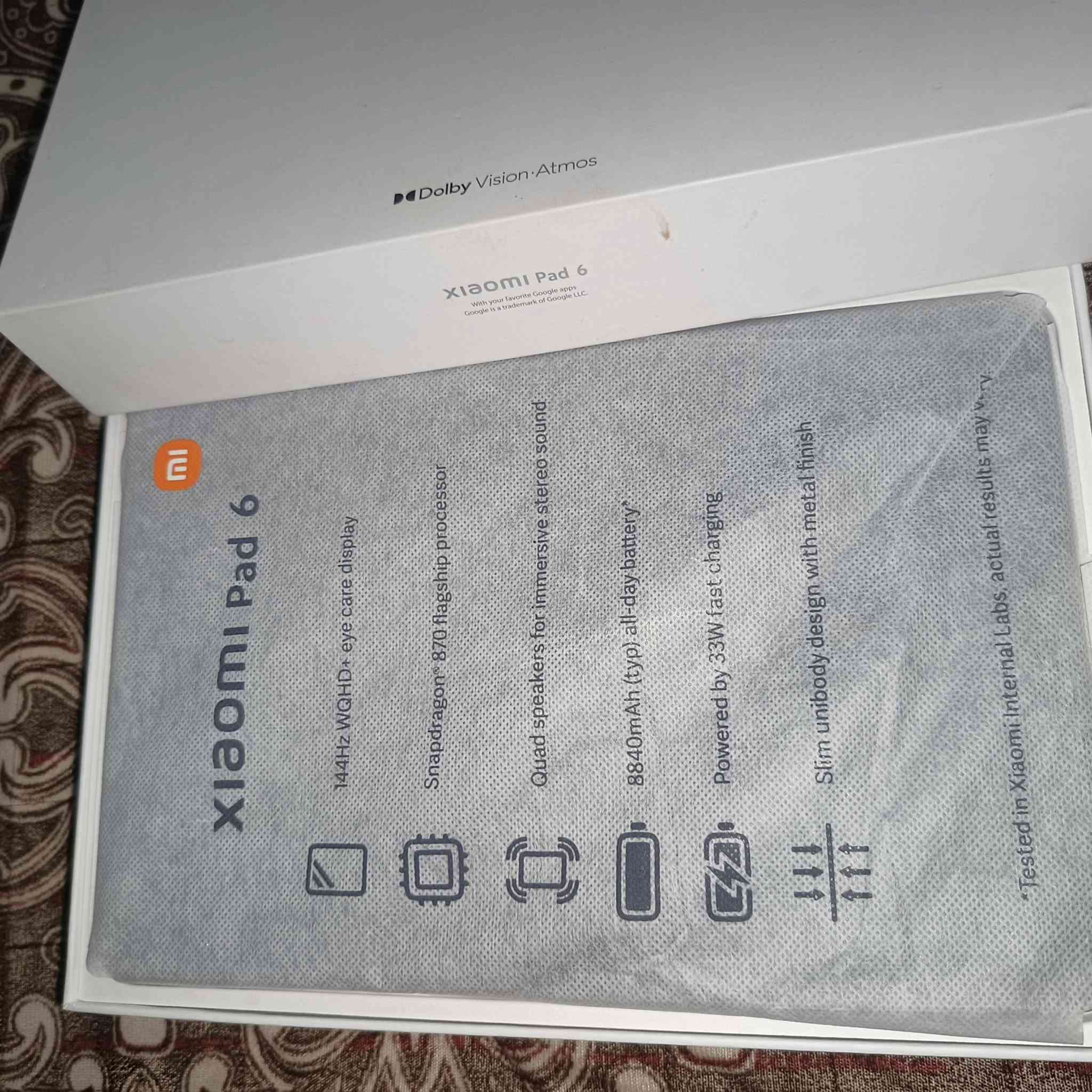 شاومي باد 6 Xiaomi Pad) للبيع (واسط الكوت) نسخة 256 جيجا والرام 8 جيجا، معالج سناب دراغون 870 مناسب للاعاب بيجي 120 فريم والدراسة الجهاز شغال 100% واللمس سريع وم بيه أي مشكلة تقنيه، فقط الأطار بي شخوط خفيفه اما الشاشه نضيفه الشخوط بلزگه الحمايه ،ملحقاته الكارتون كامل وكڤر بدون الشاحنه
البطارية والشحن بطارية ضخمة بسعة 8840 مللي أمبير دعم الشحن السريع بقوة 33 واط الصوت يحتوي على 4 سماعات ستيريو (Quad Speakers) تدعم تقنية Dolby Atmos لصوت محيطي قوي ونقي. التصميم هيكل وتصميم متين من الألمنيوم الراقي بالكامل.
السعر 325 وبي مجال  (واسط الكوت )


**إذا كنت صاحب هذا الإعلان وتريد حذفه لأي سبب، رجاءا أرسل رسالة إلى الدعم الفني**