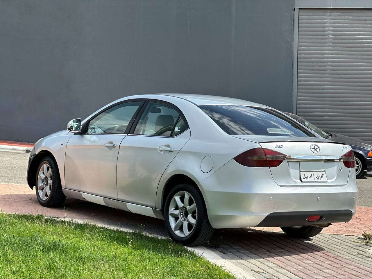 جاك J5 گئر عادى 2012
سياره بئ دعم و سبغه 
بوسته ك سبغ بئ زه ربه 
مكينه زنجيره و لسه ر وه زعئ شه ريكئ يه 
گئر و مكينه گه له ك لاون 
تايره جديدن
غرامه ١٥٠$ 
سنوية سه رڤه چوى 
رقم سيارة/ عراق-اربيل 
سعر 5,900$ ,٥٩ وه ره قه 

دهوك 
📞 *********** دهوك, العراق
