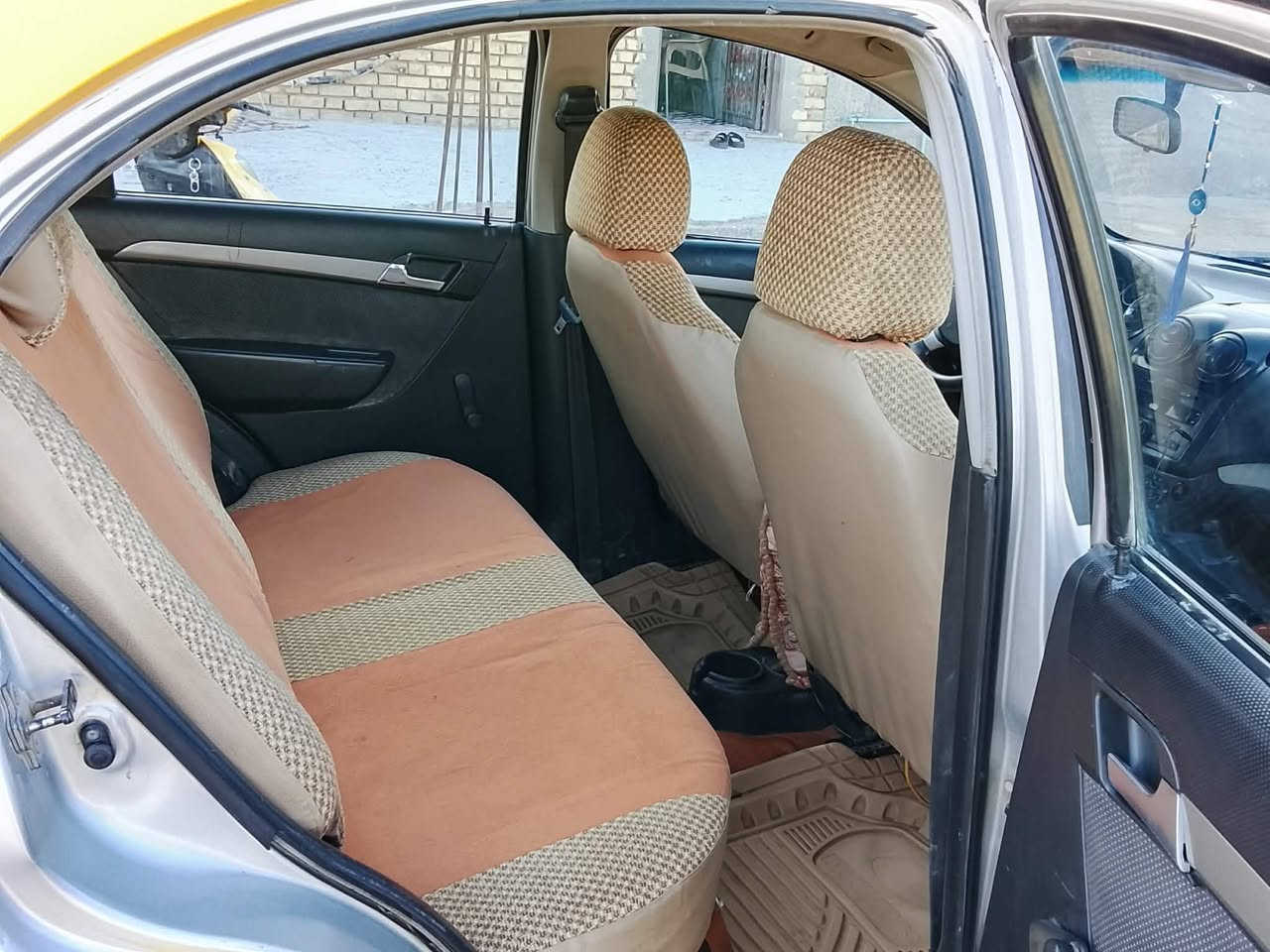 السلام عليكم افيو وارد امريكي سياره تبريد شغال رقمه بابل الجديد تتحويل ثاني يوم تخم تاير حداديه جديده محرك جديد ضفيره جديده هيئه وغرامات مصفره سياره مديل ٩ سعره ٤٠ بيه مجال رقم تلفون ***********
